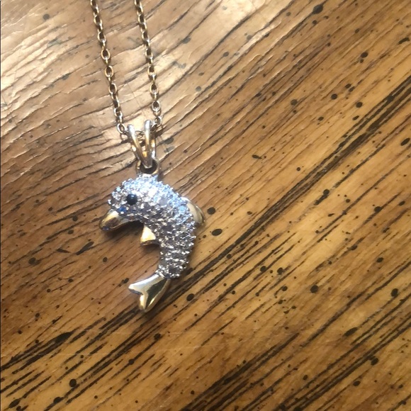 Dolphin necklace - Picture 2 of 3